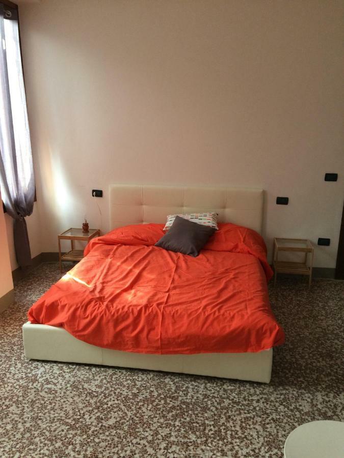 Wake Surf House Bed & Breakfast Sulzano Eksteriør bilde