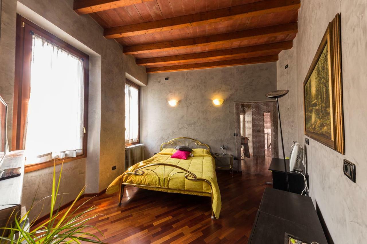 Wake Surf House Bed & Breakfast Sulzano Eksteriør bilde