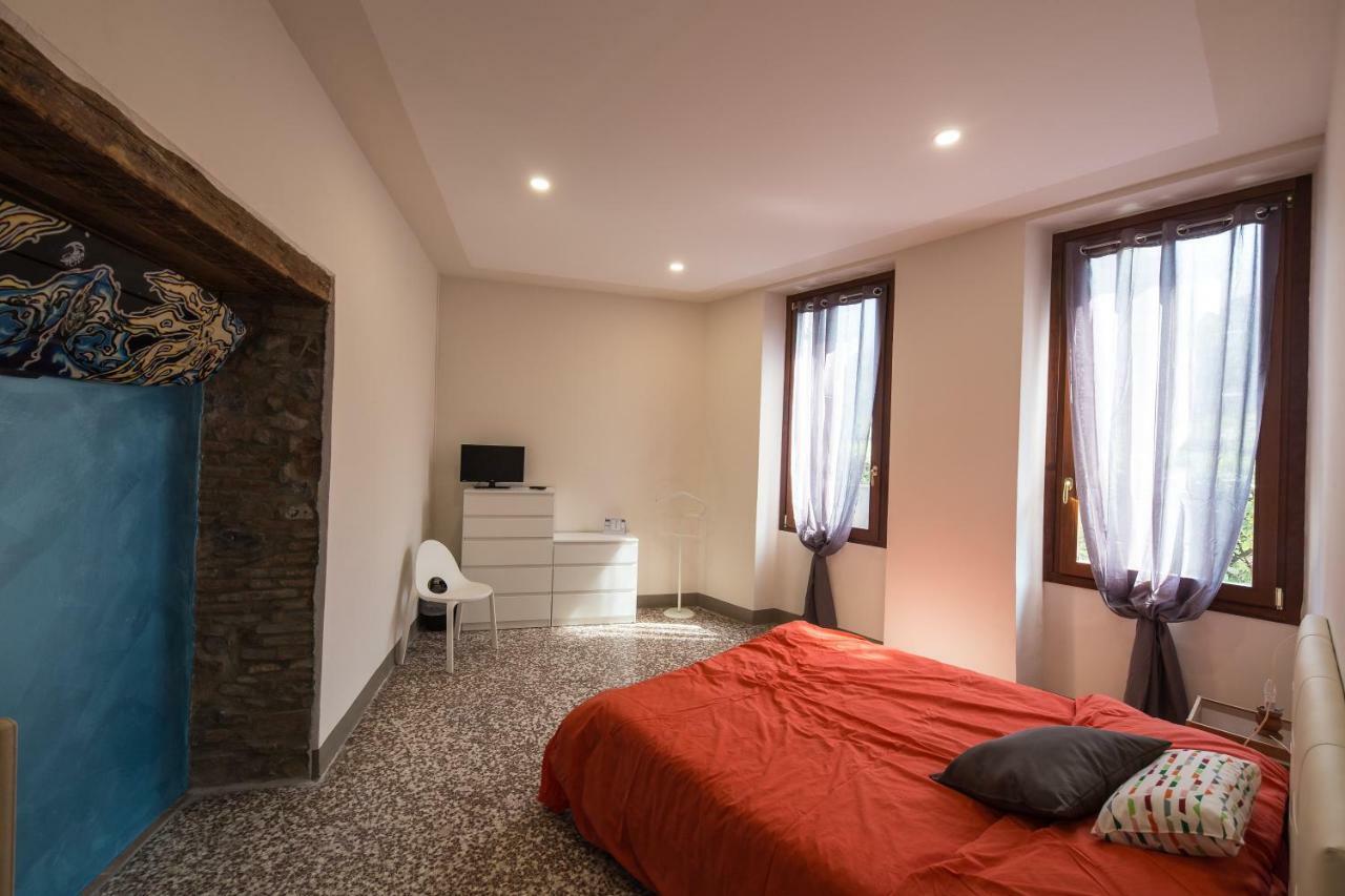 Wake Surf House Bed & Breakfast Sulzano Eksteriør bilde