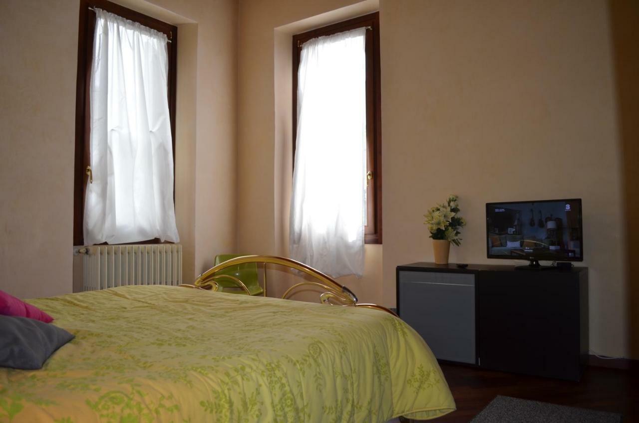 Wake Surf House Bed & Breakfast Sulzano Eksteriør bilde