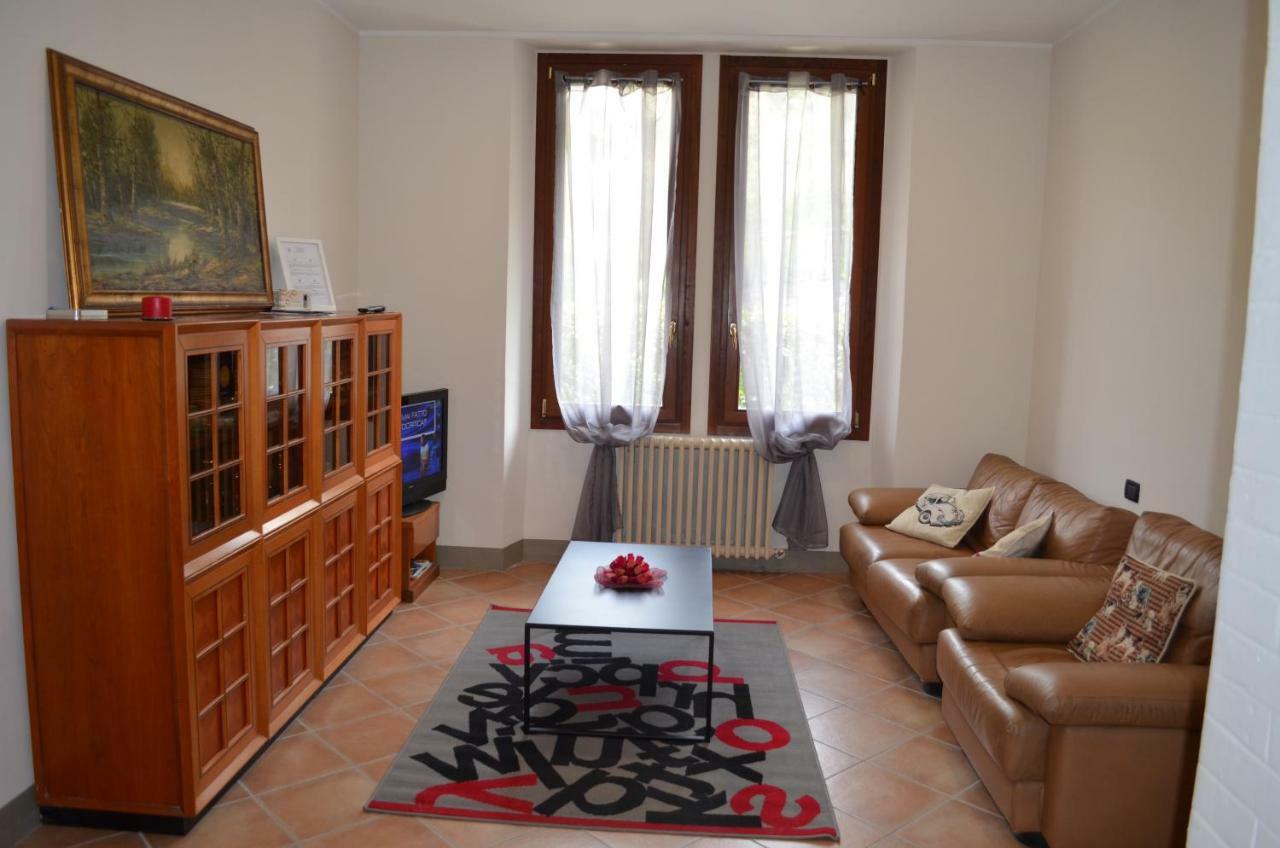 Wake Surf House Bed & Breakfast Sulzano Eksteriør bilde